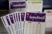 Resultado Lotofácil 3371 hoje (17/04/25); prêmio de R$ 1,8 milhão