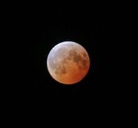 Total lunar eclipse last week - Tri-County News