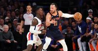 Knicks' Jalen Brunson wins NBA's Clutch Player award