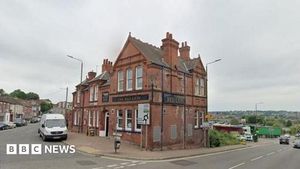 Heanor Police Respond After Large Pub Fight Erupts