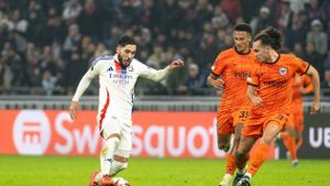 Lyon Holds Fenerbahce To 0-0 Draw