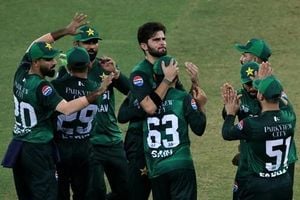 Pakistan Edge Bangladesh To Set Up Historic India Final