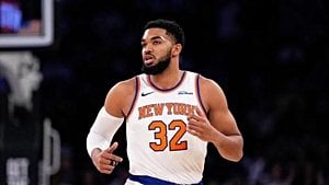 Knicks And Pistons Clash Amid Contract Drama In Detroit