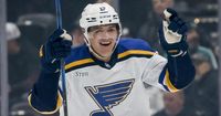 Toropchenko, Hofer lead Blues past Blackhawks 4-1, extend winning streak to 5 games