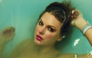Taylor Swift’s Showgirl Album Sparks Global Movie Frenzy