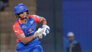 Delhi Capitals Opt To Bowl First Against Gujarat Giants