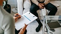 BİPOLAR BOZUKLUK İÇİN BDT UYGULAMALARI