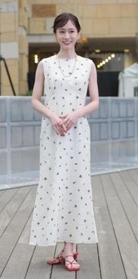 前田敦子、白の爽やかワンピは「子供が選んでくれました」仕事にも意欲「１０年、２０年とやりたい」/デイリースポーツ online