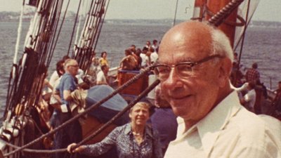 Willard Van Orman Quine: Analitik/Sentetik Ayrımı, Felsefede Yarattığı Kırılma ile Metafiziği Nasıl Etkiledi?