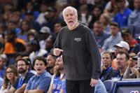 Spurs' Gregg Popovich Suffers Medical Scare While at Restaurant