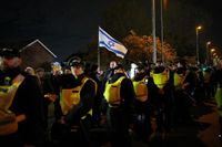 Police ‘apologise to Jewish community’ over Tel Aviv fan ban claim