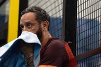 “On va travailler” : le tic-tac est enclenché pour TPMP, Cyril Hanouna quitte YouTube dans quelques jours - Closer
