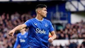 Flamengo Set To Finalize Alcaraz Transfer To Everton