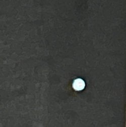 Yıldızların parlaklığı sezonlara göre değişiyor mu? Her gün ard arda çok fazla parlayan yıldızın olması normal Mi?