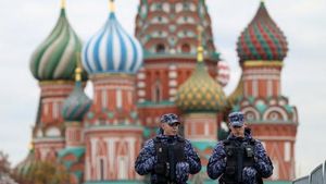 Massive Drone Barrage Shuts Moscow Airports And Sparks Fires