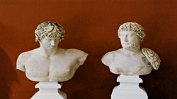Tarihin En Estetik Trajedisi: Hadrianus ve Antinous