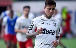 Flamengo Negotiates To Extend Contract With Erick Pulgar