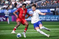 Canada coach Jesse Marsch sent off against USMNT after referee rant