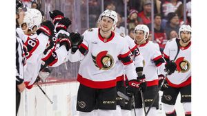 Senators Streak Continues With 5-2 Win Over Predators