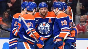 Edmonton Oilers Face New York Rangers At Madison Square Garden