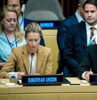 EU urges diplomacy as snapback sanctions hit Iran | Euractiv