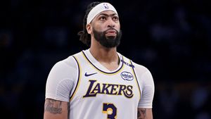 Anthony Davis Voices Frustration Over DPOY Recognition