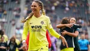 Stars Shine Brightly At 2024 NWSL Year-End Awards