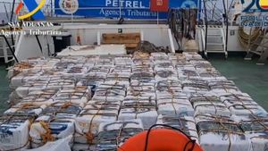 Record Cocaine Seizures And Arrests Spotlight Global Drug Trafficking