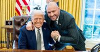 Ex-UFC fighter McGregor poses with Trump for St Patrick's Day