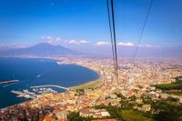 ACCIDENTE TELEFÉRICO NÁPOLES | Al menos cuatro turistas muertos en un accidente de teleférico en Nápoles tras la rotura de un cable