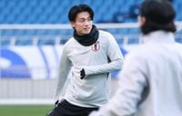 「成長できるポイントがある」元オランダ代表FWの監督から学ぶ日々、上田綺世はW杯出場が決まる一戦にも「特別なものは特にない」（超WORLDサッカー！） - Yahoo!ニュース