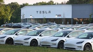 Tesla Reports Q4 Results Amid Competition And Innovation