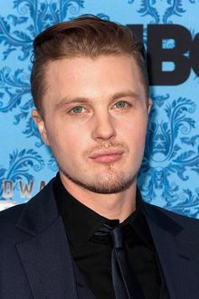 Michael Pitt