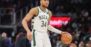 Bucks Face Franchise Crossroads Amid Blockbuster Trade Rumors