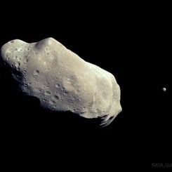 Ida ve Dactyl: Asteroit ve Uydusu