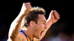 Former West Coast Eagles Star Adam Hunter Dies At 43