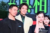 菊池風磨＆大森元貴、初主演映画に感慨！ 強風の中、豪華キャスト陣がレッドカーペットに登場！ 映画『#真相をお話しします』「#映画の完成をお披露目します」イベント