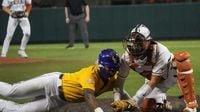 LSU baseball takes SEC road opener from Texas, extends winning streak to 17 games