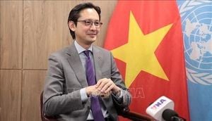 Chevron Thailand And Thai Red Cross Aid Flood Victims