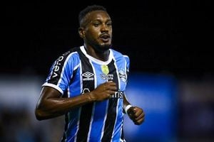 Edenilson Files Lawsuit Against Internacional Over Unpaid Image Rights