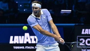 Zverev Eliminates Alcaraz At ATP Finals With Confident Win