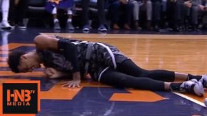 Dejounte Murray Injures Leg Amid Pelicans-Celtics Clash