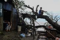 Philippines urged to break silence as climate talks deadlocked on fossil fuels