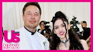 Grimes Urges Elon Musk To Address Child’s Medical Emergency