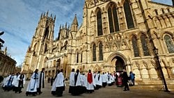 "İyi Din, İyi Bilime Muhtaçtır": İngiltere Kilisesi, 149 Yıl Sonra Charles Darwin'den Özür Diledi!