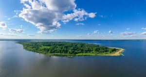 Belarusian Tourism Soars To New Russian Destinations