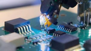 India's Electronics Exports Soar With New Initiatives