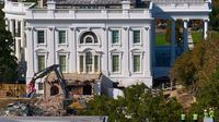 White House East Wing demolition sparks lawsuit to freeze ballroom construction