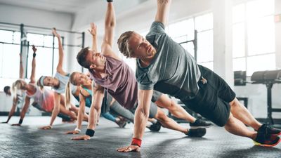 Neden Arkadaşlarınızla Spor Yapmalısınız? Çünkü Grup Egzersizleri, Bireysel İdmanlardan Açık Ara Daha Faydalı Olabilir!