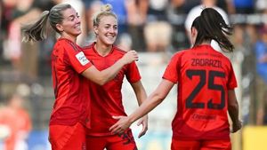 FC Bayern Frauen Face TSG Hoffenheim In DFB-Pokal Semifinal